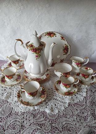 Кавовий сервіз з трояндами royal albert old country roses 🌹  на 6 персон старі сільські троянди