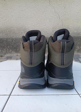 Ботинки фирмы the north face hedgehog mid futurelight(не промокают)
размер 45.5 длина стельки 29 см
состояние идеально 5
