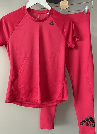 Жіночий спортивний комплект adidas
