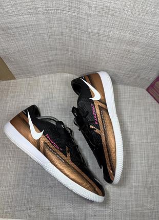 Оригінальні футзалки nike 3