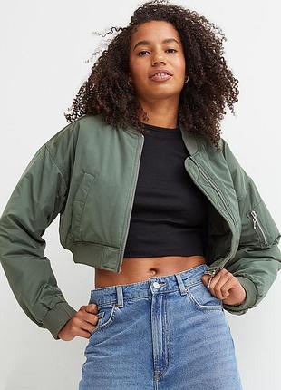 Укороченный бомбер - куртка кроп  h&m divided