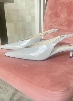 Шкіряні слінгбеки zara 35 розмір