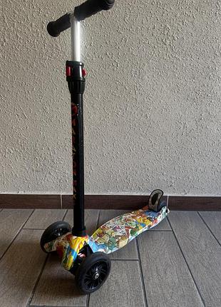 🛴 дитячий самокат maraton maxi у гарному стані. регульоване кермо, міцний та зручний. повністю справний. готовий до прогулянок!