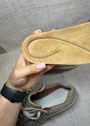 Оринінальні кросівки шкіряні clark's 10