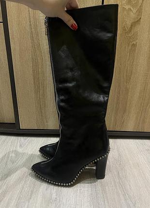 Сапожки сапоги на каблуке в стиле alexander wang