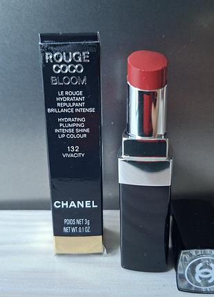 Chanel rouge coco bloom 132