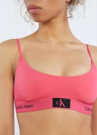 Топ браллет calvin klein 2