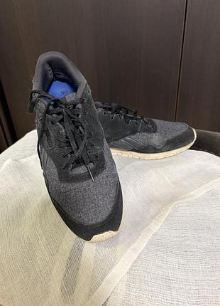 Кросівки reebok темно-сірого кольору