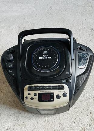 Магнітола tozai atc-60 (cd/cassette/radio) — під відновлення або запчастини