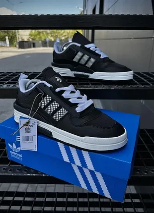 Кросівки adidas forum ie (чорно-білі) 3210-4