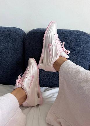 Nike shox r4 
pearl pink / pink foam 8