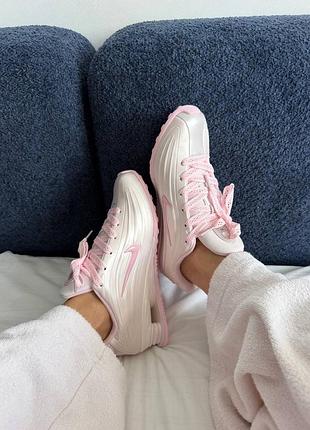 Nike shox r4 
pearl pink / pink foam 2