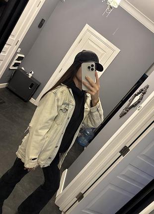 Джинсова куртка bershka