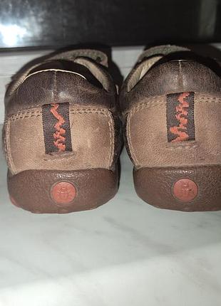 Кожаные кроссовки для мальчика clarks 6