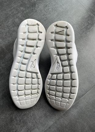 Кросівки жіночі nike roshe two 5