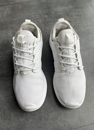 Кросівки жіночі nike roshe two 4