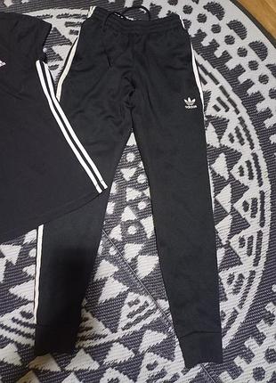 Продам костюм 3