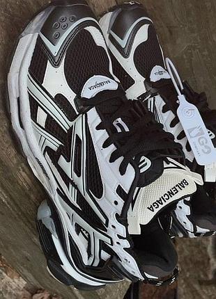 Кросівки balenciaga runner b and w 3