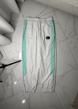Стильні чоловічі оригінальні штани nike air нейлон білі / м'ятні