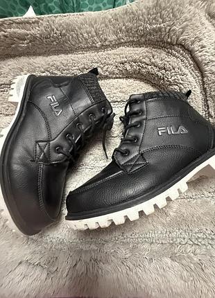 Черевики чоловічі fila 40 р.( уст 26 см,мають замок