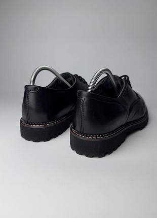 Шкіряні жіночі туфлі clarks 6