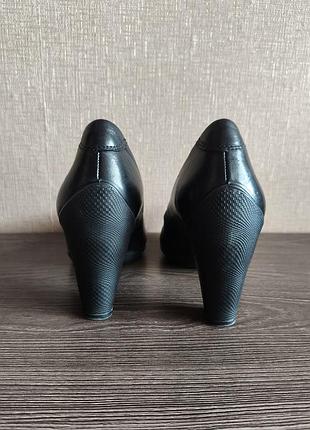 Туфлі човники sculptured 75 від ecco 9