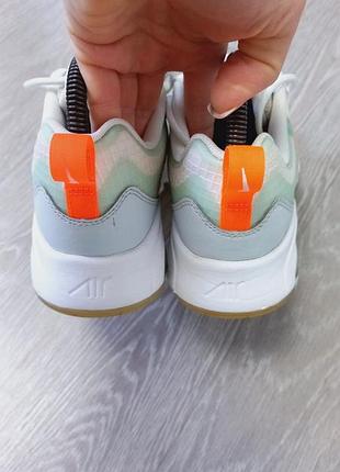 Женские кроссовки nike 9