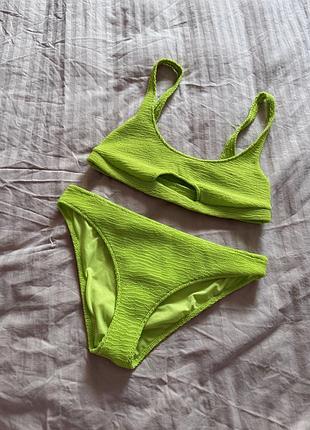 Класний купальник calzedonia
