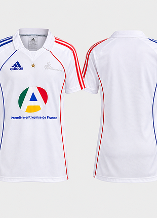 Футбольна футболка adidas

📏 на зріст: 146 см
✨ стан: ідеальний — без дефектів, плям чи пошкоджень.
🏷️ бренд: adidas