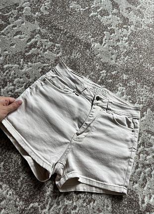 Шорти zara жіночі бежеві
