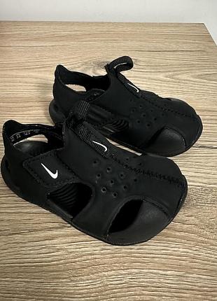 Босоніжки сандалі nike