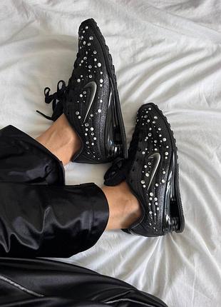 Nike shox r4
black pearl / rhinestone 3