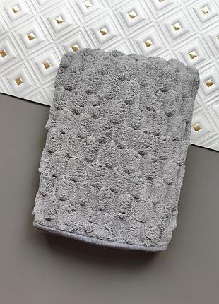 Великий банний рушник з мікрофібри solafa home textiles сірого кольору 70х140 см