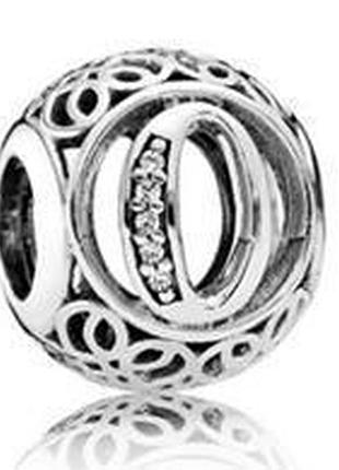 Серебряный шарм пандора «буква o» 791859cz