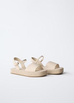 Джутовые бежевые босоножки zara на небольшой платформе