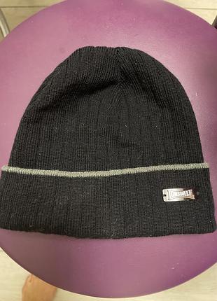 Шапка lonsdale