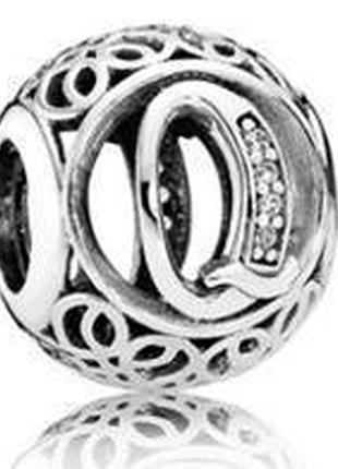Серебряный шарм пандора «буква q» 791861cz