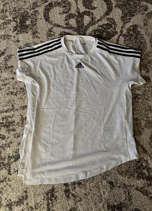 Футболка жіноча adidas