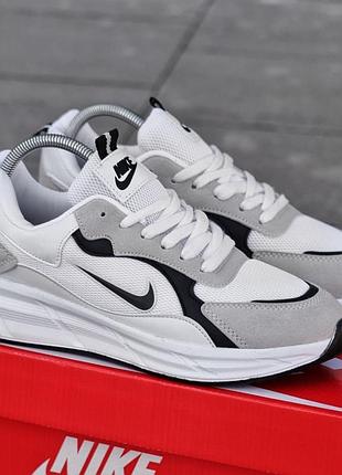 Чоловічі кросівки nike racer білі легкі фірмові кроси сіточка для заняття спортом найк рейсер круте взуття із шкіри та замші
