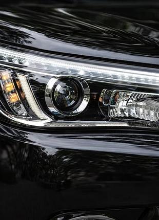 Передние фары oem v2 2015-2019 (под ксеноновую или led лампу, комплект 2 шт.) для toyota hilux 2015- гг