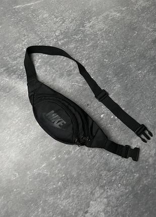 Бананка nike черная (маленькая) # 2
