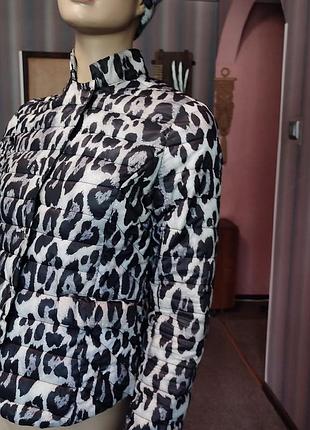 Жіноча коротка куртка. gina tricot . розмір s 4