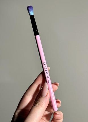 Кисть для теней spectrum b06 fluffy blender brush