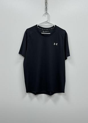 Спортивна футболка under armour coolswitch run fitted t-shirt black
