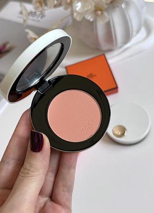 Румяна  silky blush powder 2
