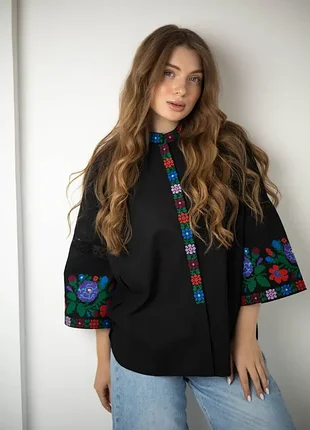 Вышиванка женская свидараж черная
