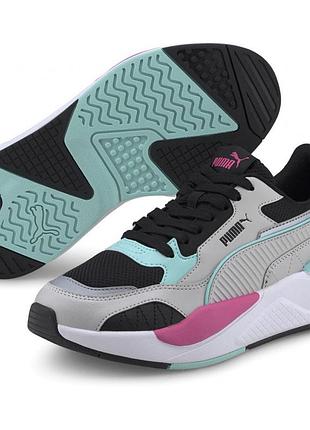 Яскраві кросівки puma 2