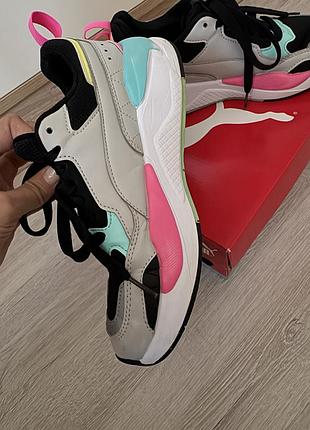 Яскраві кросівки puma 5