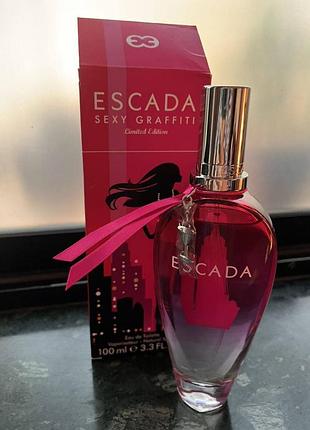 Sexy graffiti escada
