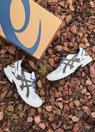 Чоловічі кросівки asics gel-kahana 8 — спортивні кросівки асікс гель кахана (сіро-білі з чорним)